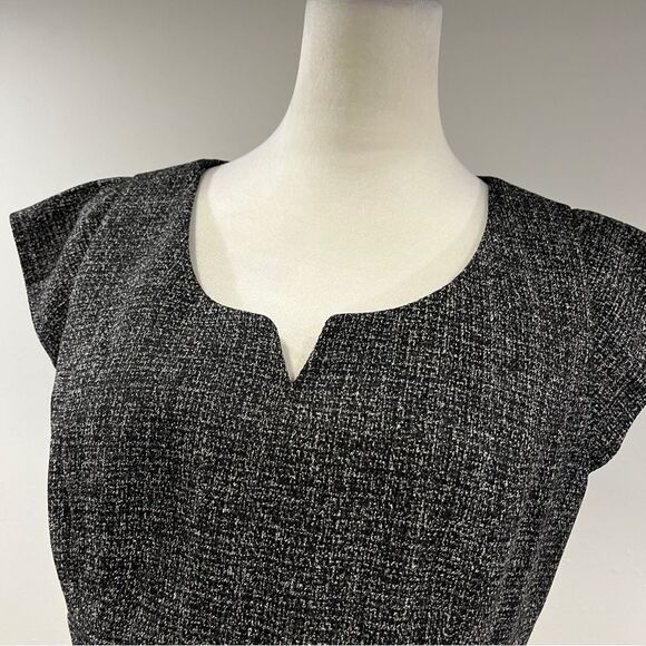 The Limited Elegant cap sleeves knee length Dress size 12 - Picture 2 of 14